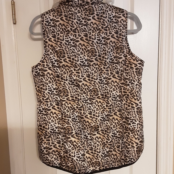 New Direction Leopard Vest  N.W.O.T - Picture 3 of 4